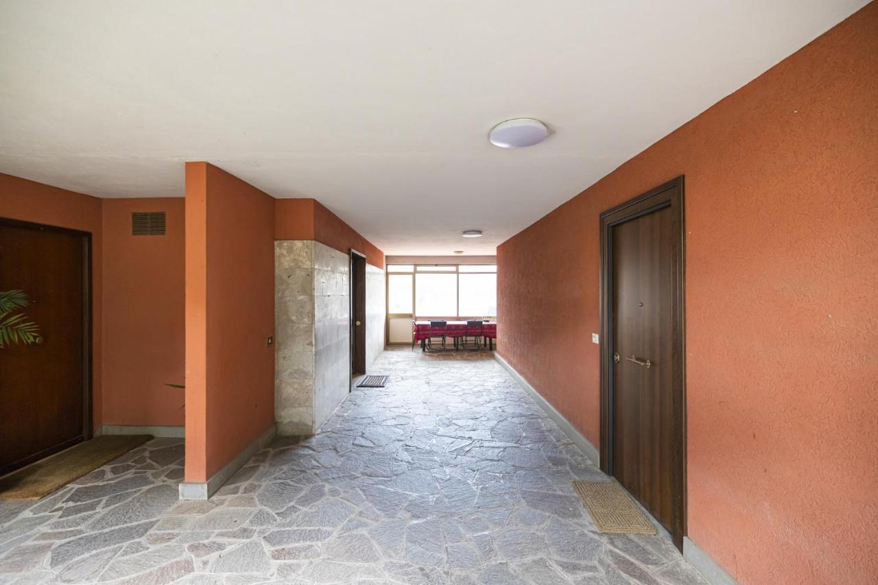 Luminoso Appartamento Con Terrazzo A La Storta Rome Buitenkant foto